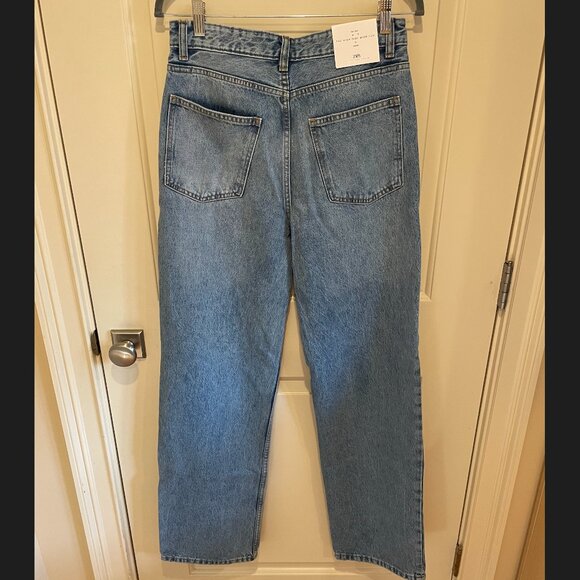 Zara Slim Fit / Wide Leg / High Rise Jeans - Picture 2 of 4